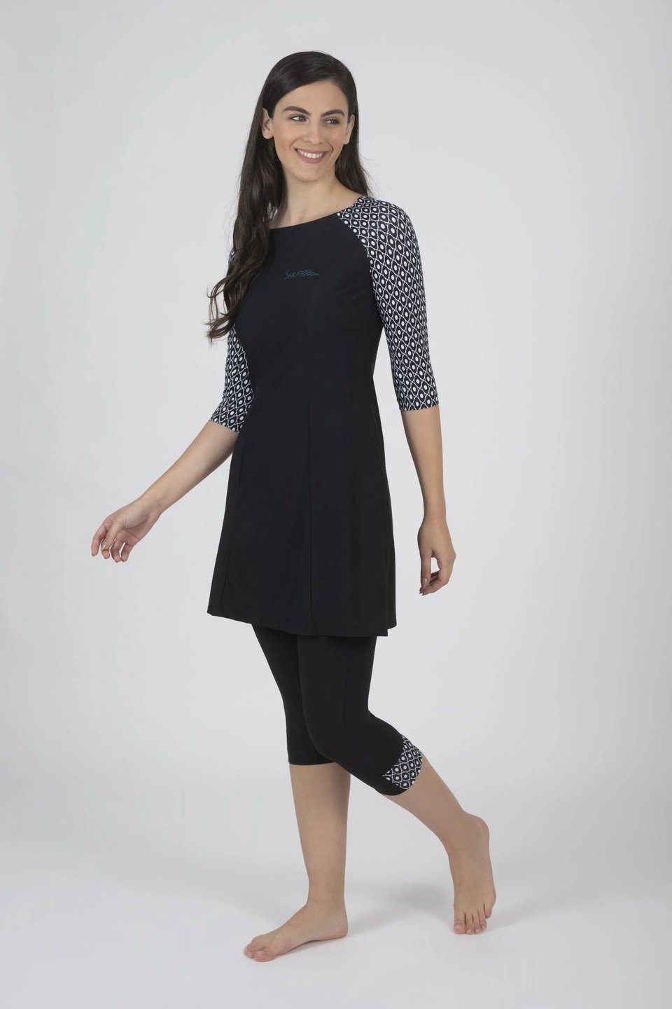 Black and White Long Sleeve Tunic for Swim and Sport - Image 1