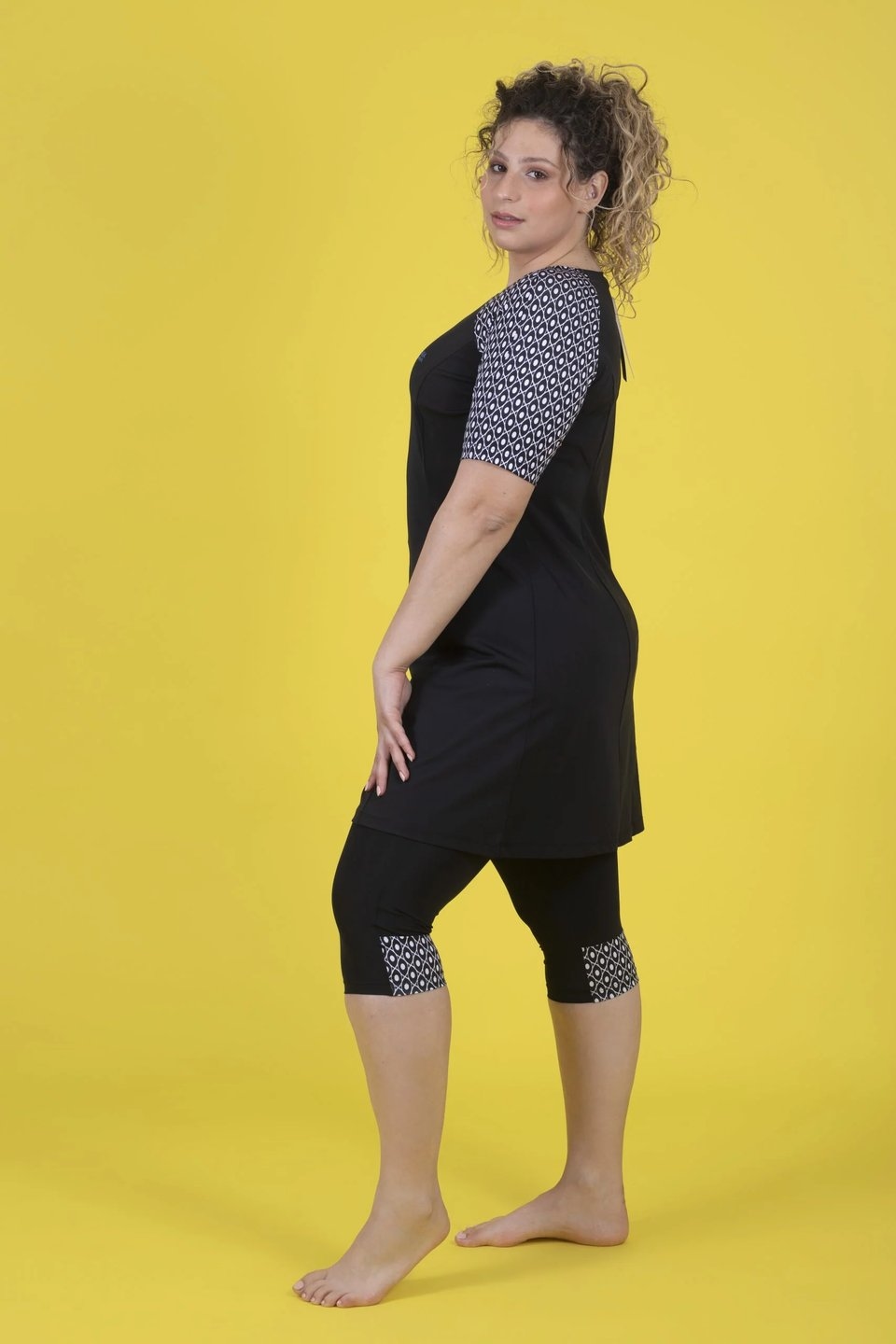 Black and White Short Sleeve Tunic for Swim and Sport - Image 2